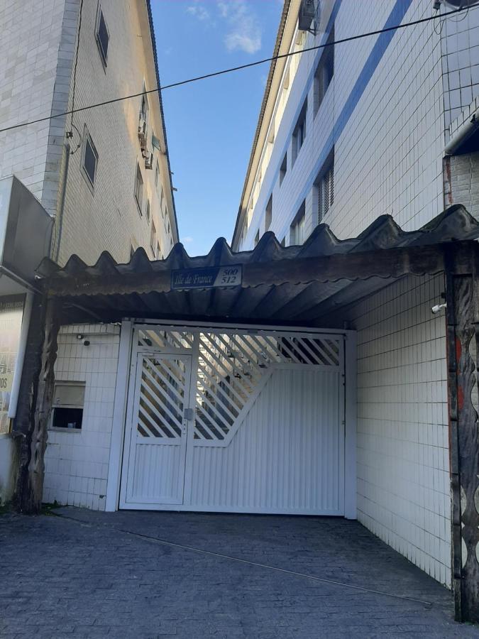 Apartamento Mobiliado No Canto Do Forte - Praia Grande - Sp Ferias, Temporada, Feriados サンパウロ エクステリア 写真
