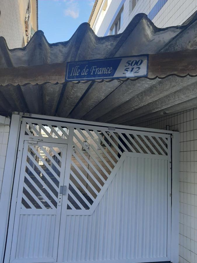 Apartamento Mobiliado No Canto Do Forte - Praia Grande - Sp Ferias, Temporada, Feriados サンパウロ エクステリア 写真